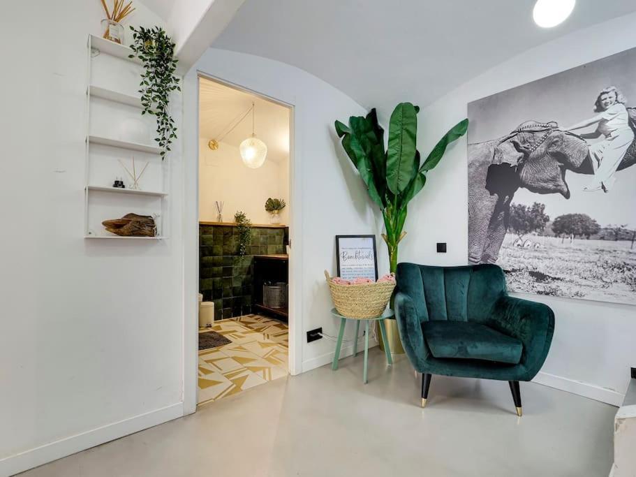 Casa Maria Townhouse- Terrace-4 Bedrooms L'Hospitalet de Llobregat Eksteriør bilde